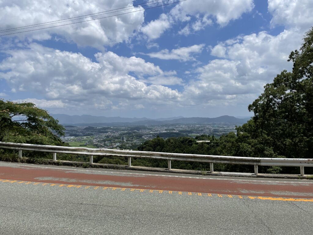八木山峠から飯塚市街
